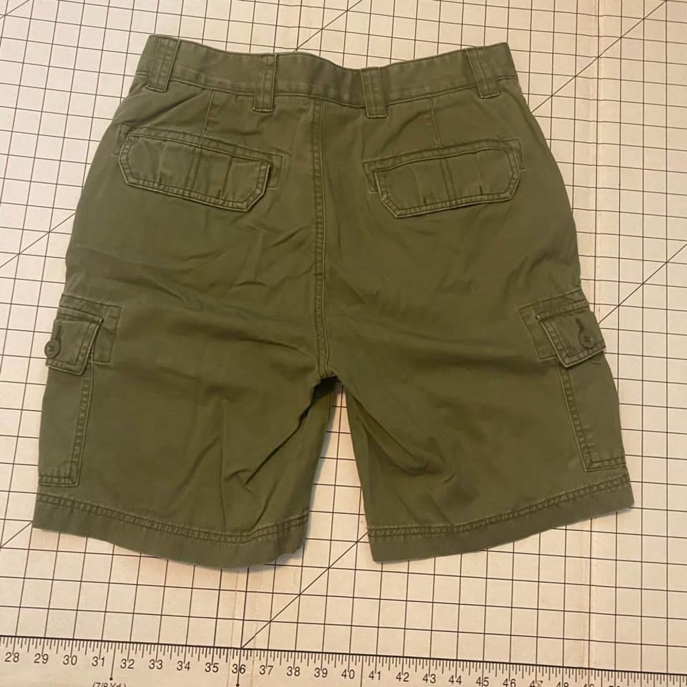 Mens Cargo Shorts 32 Olive Green Cotton Utility Casual RN 58909 - Picture 2 of 3